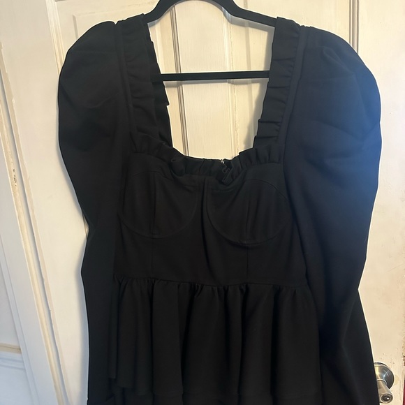 Selkie Boleyn Caviar Top - Picture 2 of 5